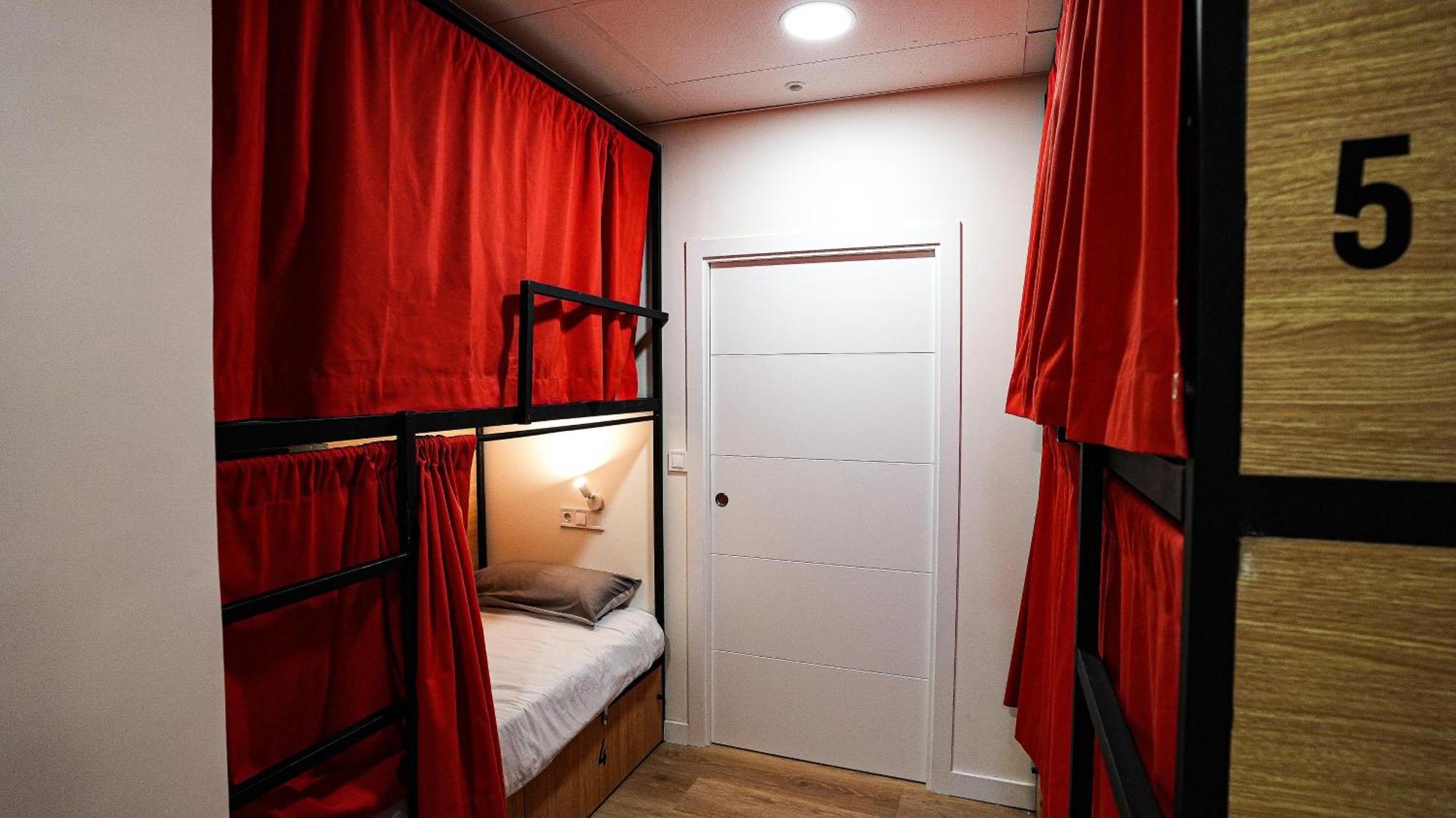 Fit Hostel Мадрид Экстерьер фото